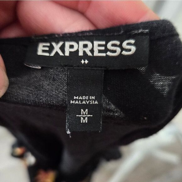 Express floral tank top sz medium - Picture 7 of 9